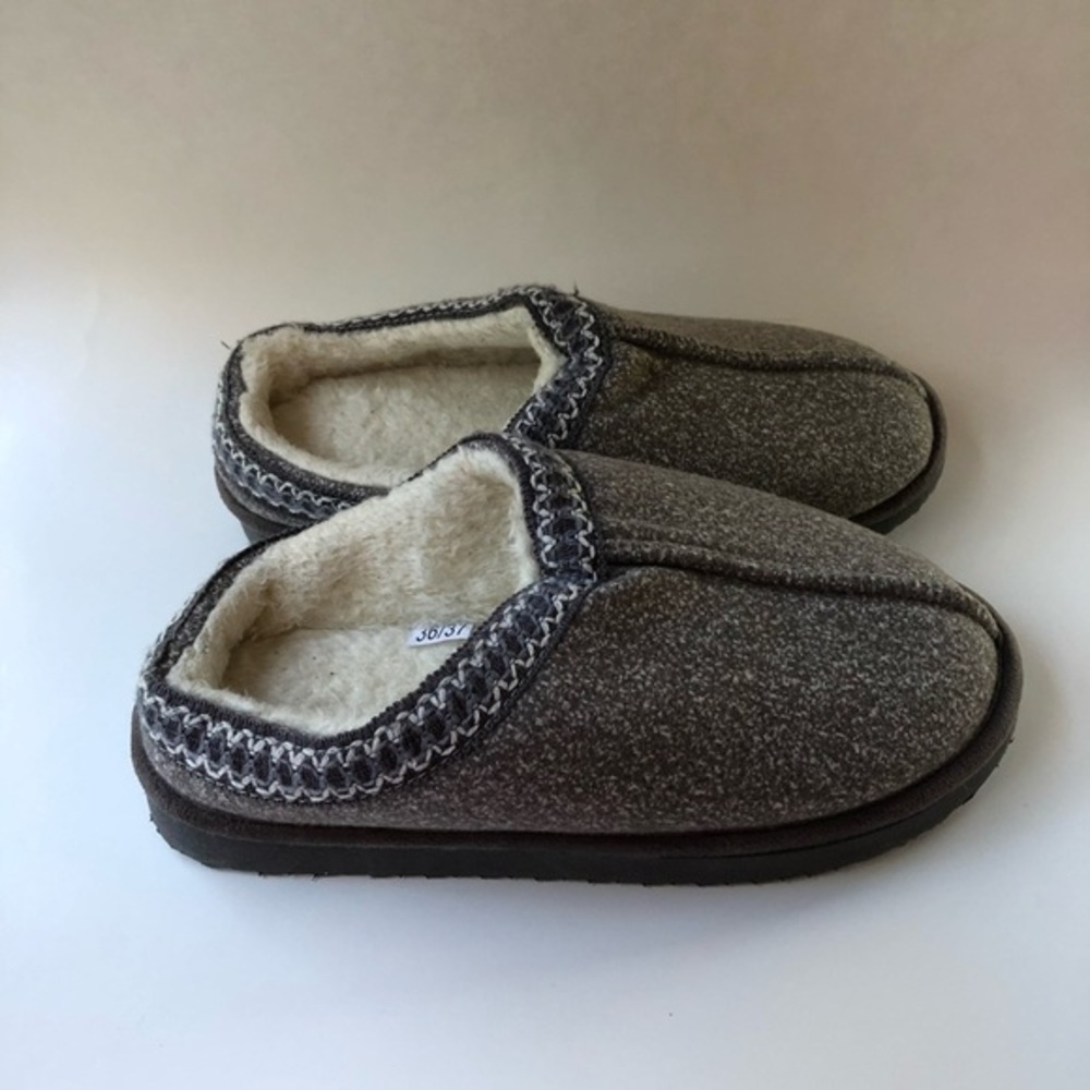 Women’s‎ Slippers Slip On Memory Foam Size 5-6